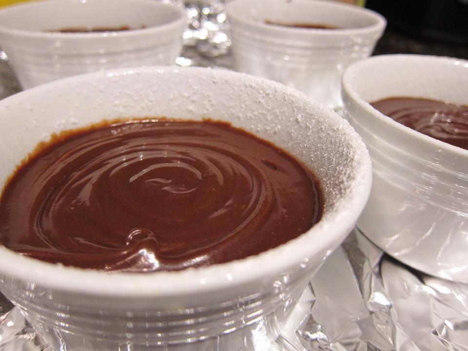 The Best Chocolate Lava Cake 5