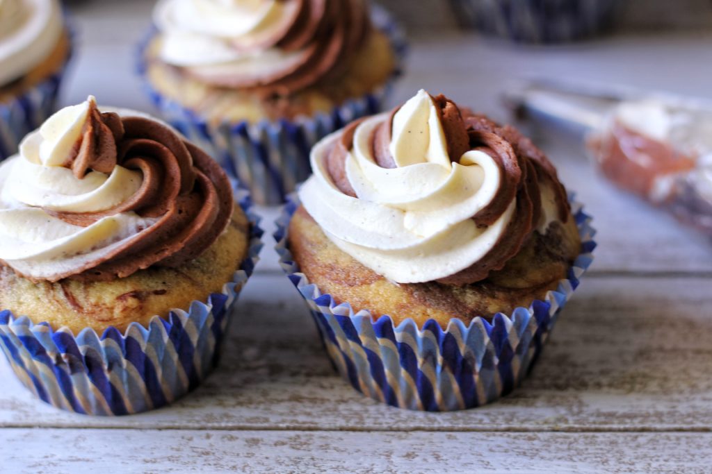 Marble Cupcakes With Chocolate & Vanilla Swirl Buttercream