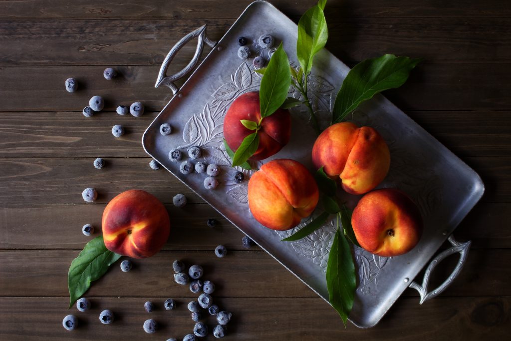 Small Batch Peach Blueberry Crisp: Easy Summer Dessert 5