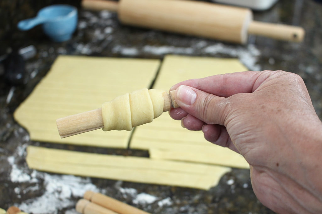 How are Clothespin Cookies Baked